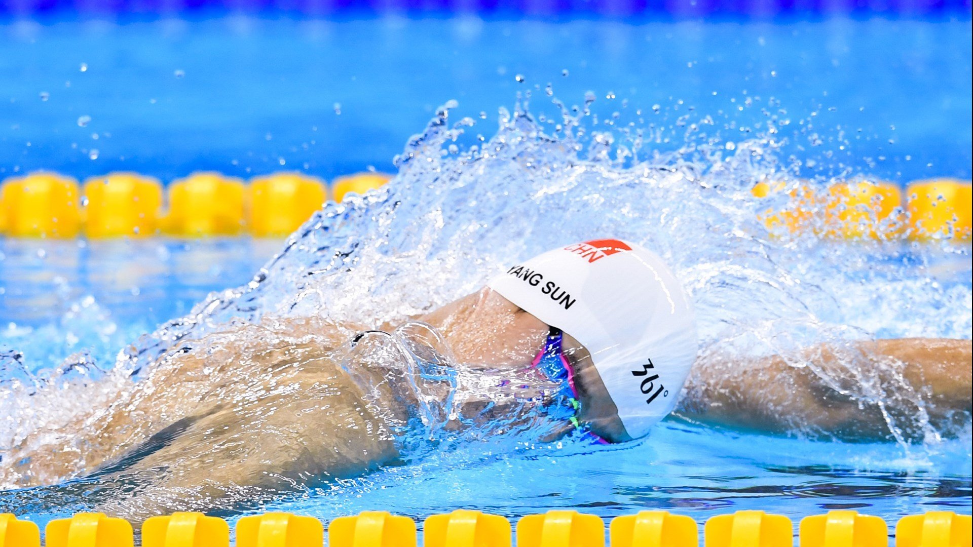 女排世锦赛:中国女排强势夺冠,实力碾压对手!,2021年中国女排世锦赛实现